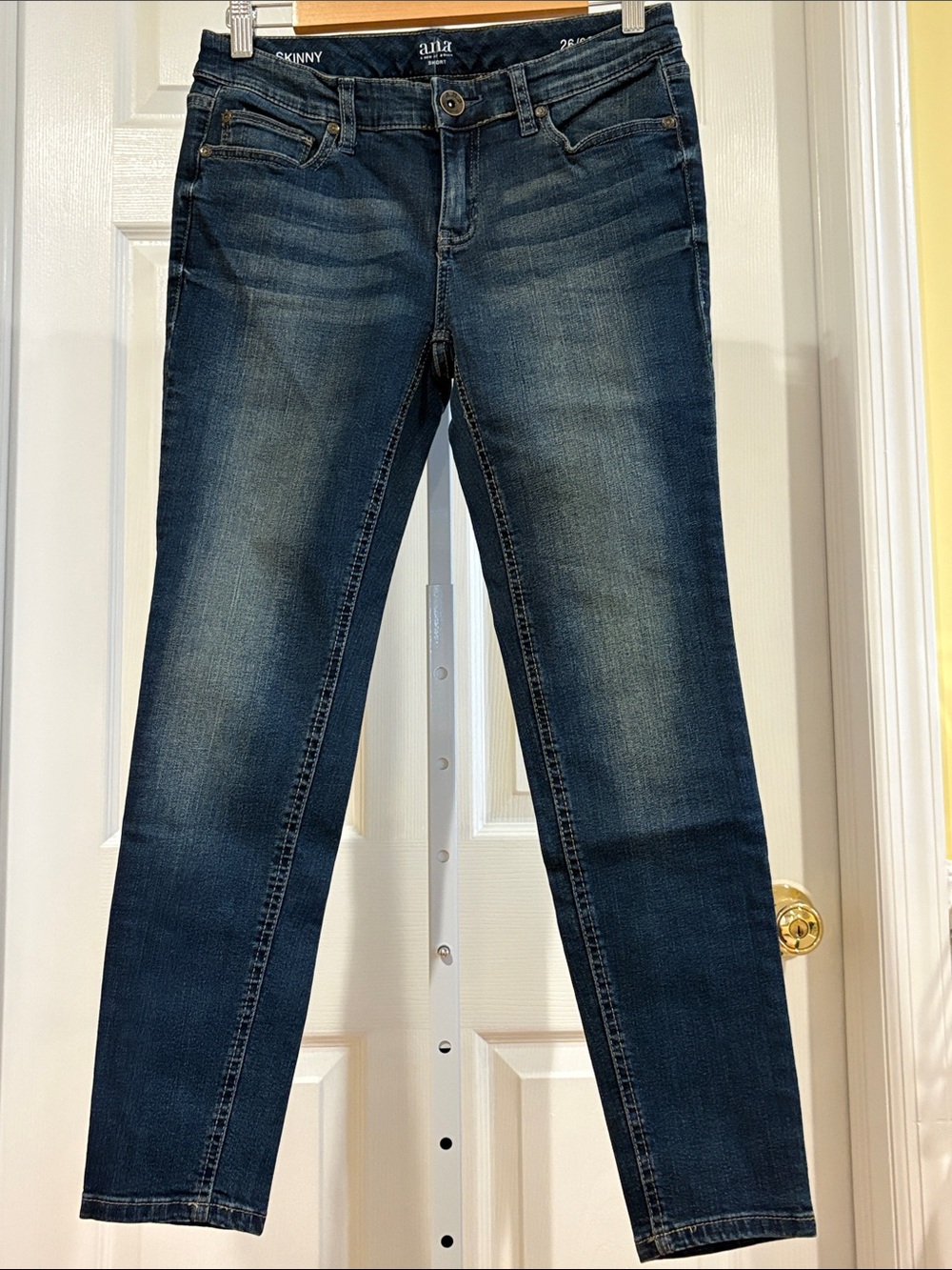 A.N.A skinny cropped jeans 26/2S